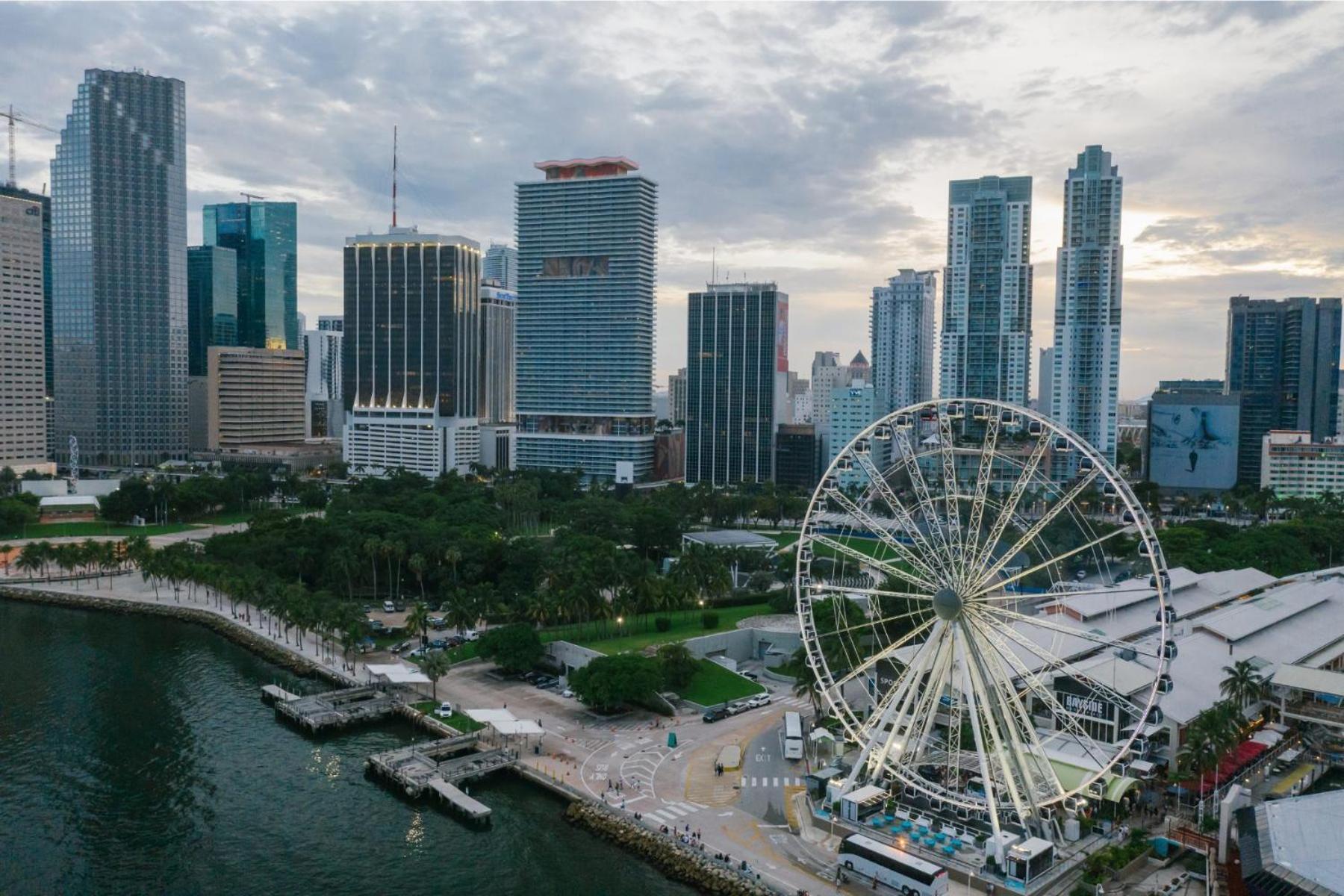 Urban Gateway Best Location In Brickell Prkg Miami Bagian luar foto